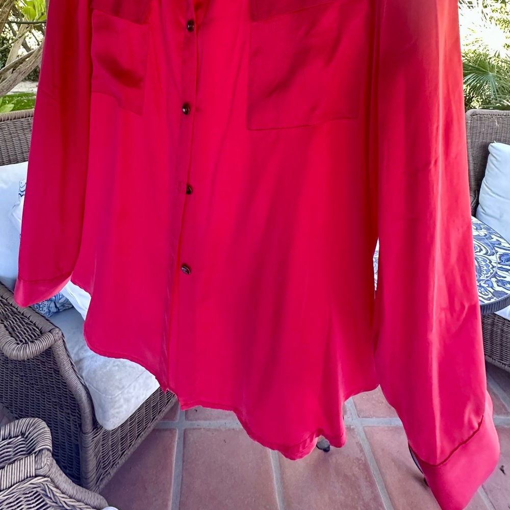 L'AGENCE Red 100% silk  Long Sleeve blouse